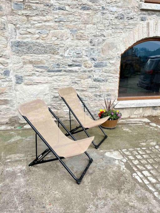 Tom Rocky'S Farmyard Villa Templemore Exterior foto